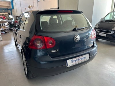 Volkswagen Golf 1.9 TDI 5p. Trendline (13)