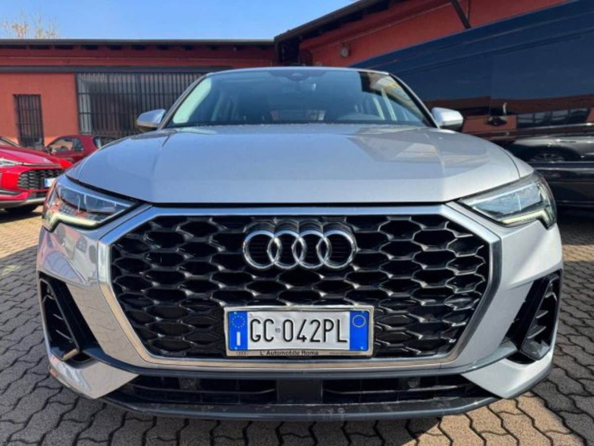 Audi Q3 Sportback 35 TFSI S tronic Business Plus (2)