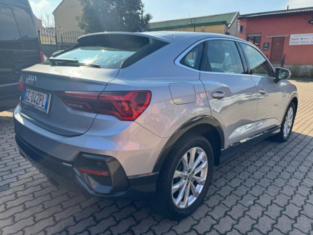 Audi Q3 Sportback 35 TFSI S tronic Business Plus (6)