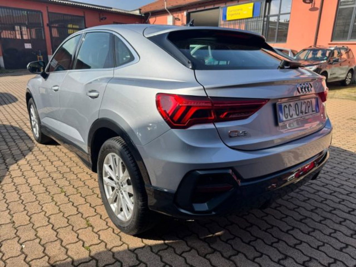 Audi Q3 Sportback 35 TFSI S tronic Business Plus (7)