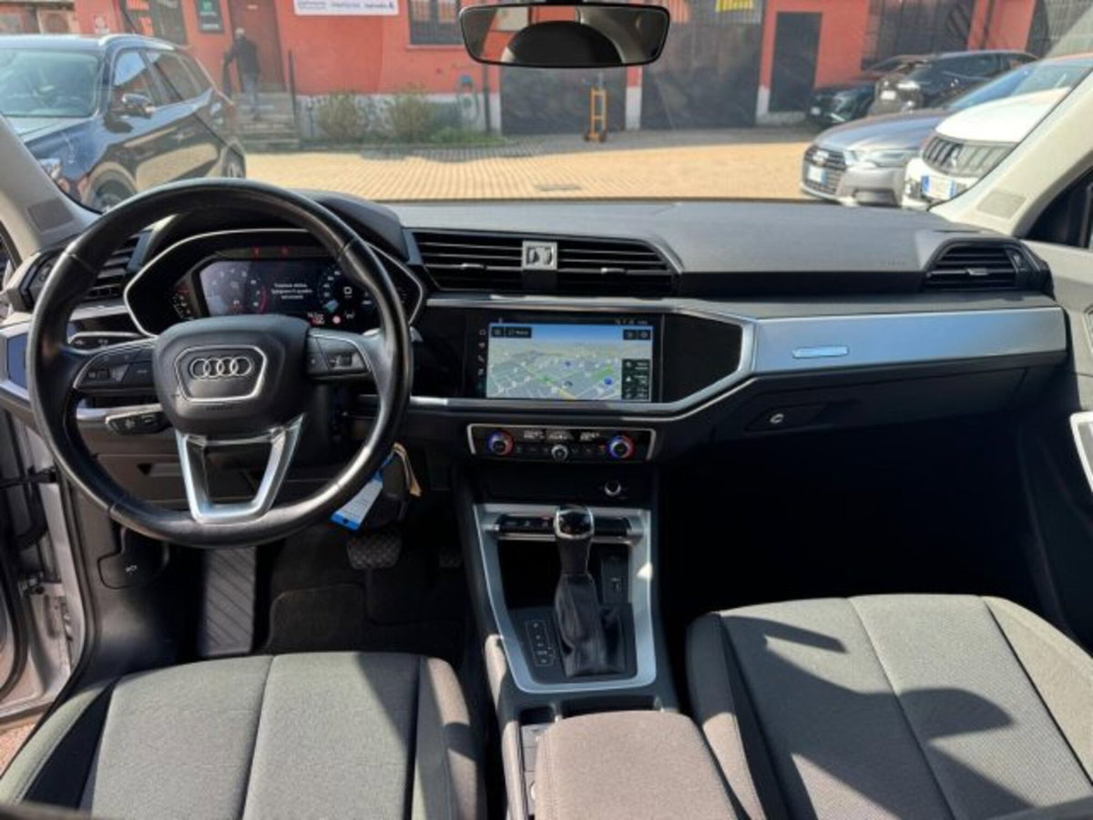Audi Q3 Sportback 35 TFSI S tronic Business Plus (8)