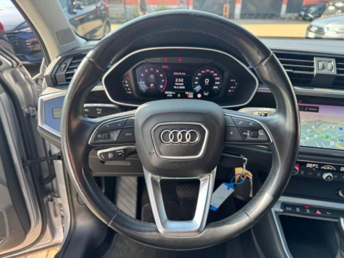 Audi Q3 Sportback 35 TFSI S tronic Business Plus (9)