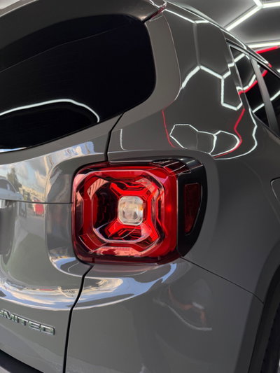 Jeep Renegade 1.6 Mjt DDCT 120 CV S (20)