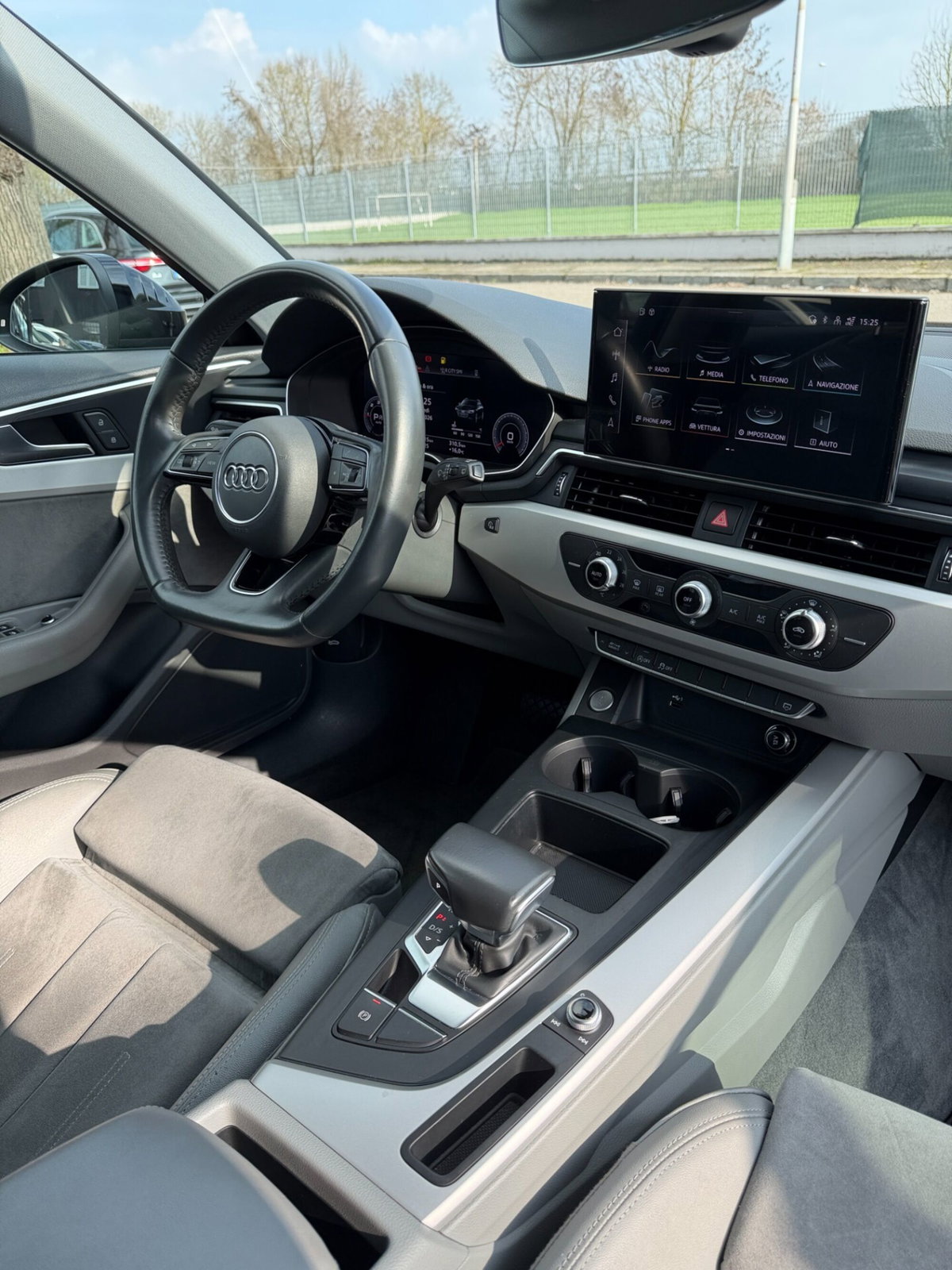 Audi A4 Avant 35 TDI/163 CV S tronic Business Advanced (14)