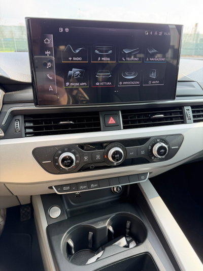 Audi A4 Avant 35 TDI/163 CV S tronic Business Advanced (18)