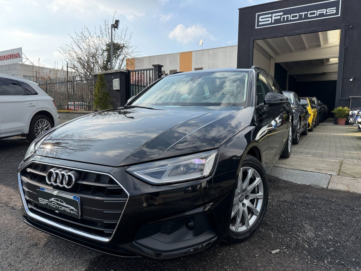 Audi A4 Avant 35 TDI/163 CV S tronic Business Advanced (2)