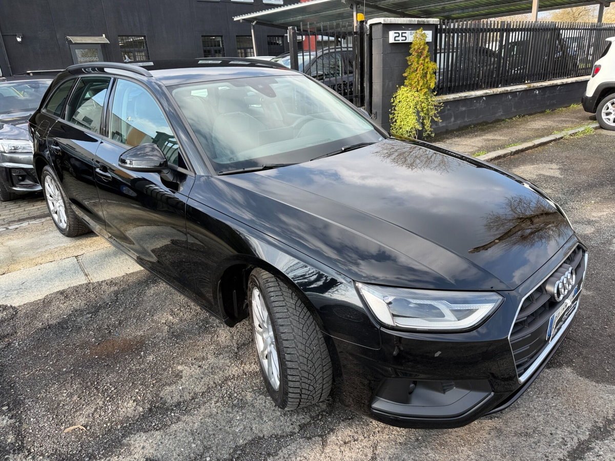Audi A4 Avant 35 TDI/163 CV S tronic Business Advanced (5)