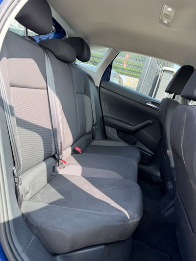 Volkswagen Taigo 1.0 tsi Life 95cv (11)