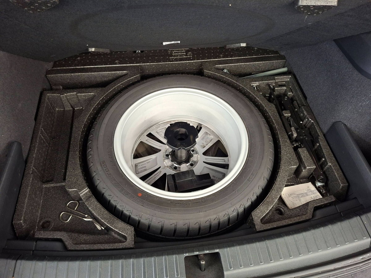 Skoda Karoq 2.0 TDI EVO SCR 115 CV DSG Executive (7)