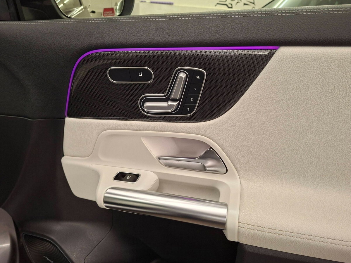Mercedes-Benz GLA SUV 200 d Automatic Premium (10)