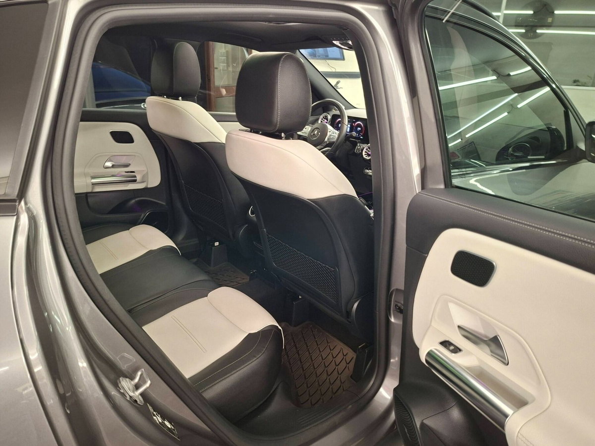 Mercedes-Benz GLA SUV 200 d Automatic Premium (14)