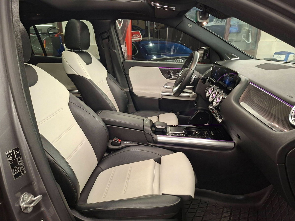 Mercedes-Benz GLA SUV 200 d Automatic Premium (2)