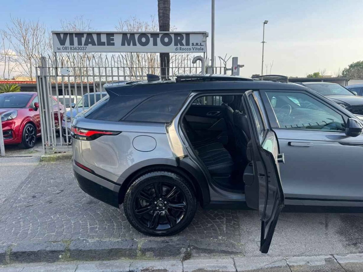 Land Rover Range Rover Velar 2.0D I4 204 CV R-Dynamic HSE (11)