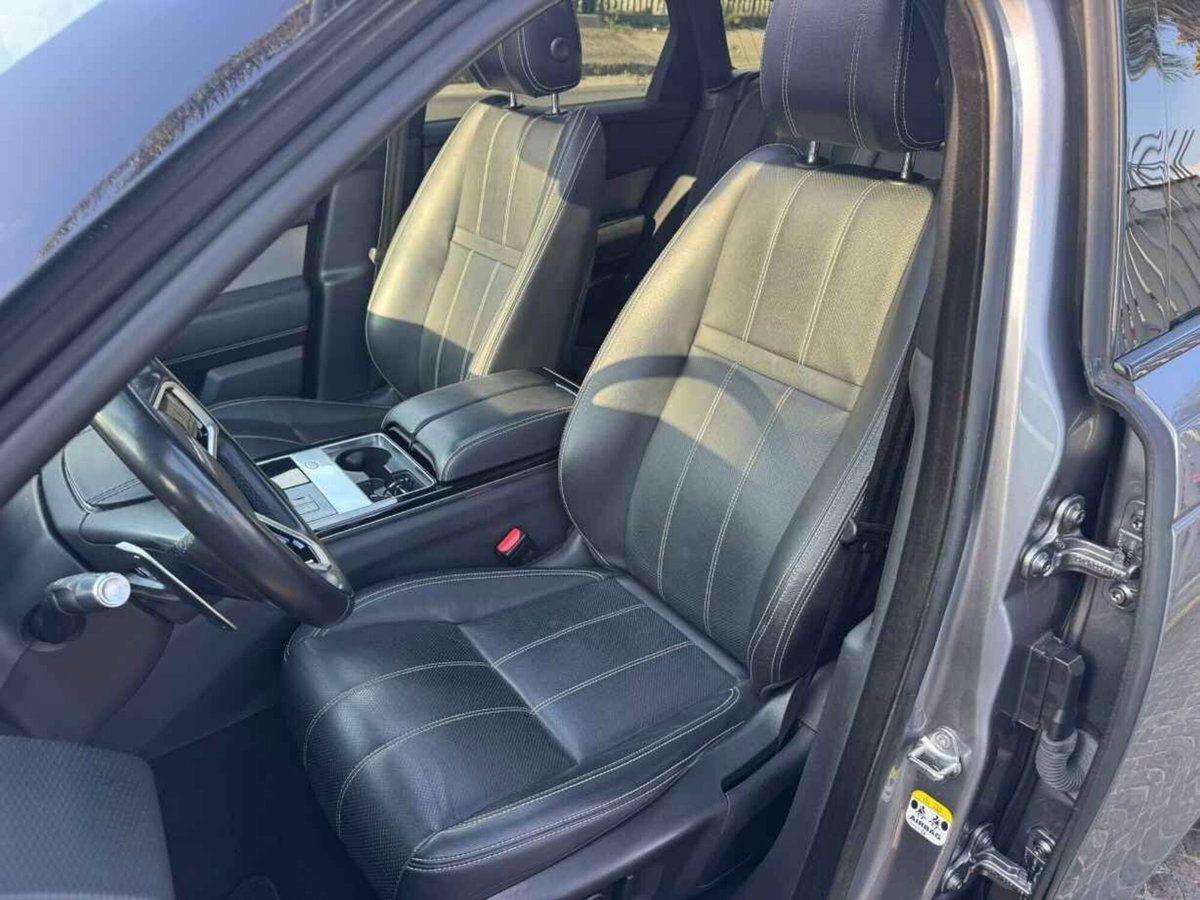 Land Rover Range Rover Velar 2.0D I4 204 CV R-Dynamic HSE (20)
