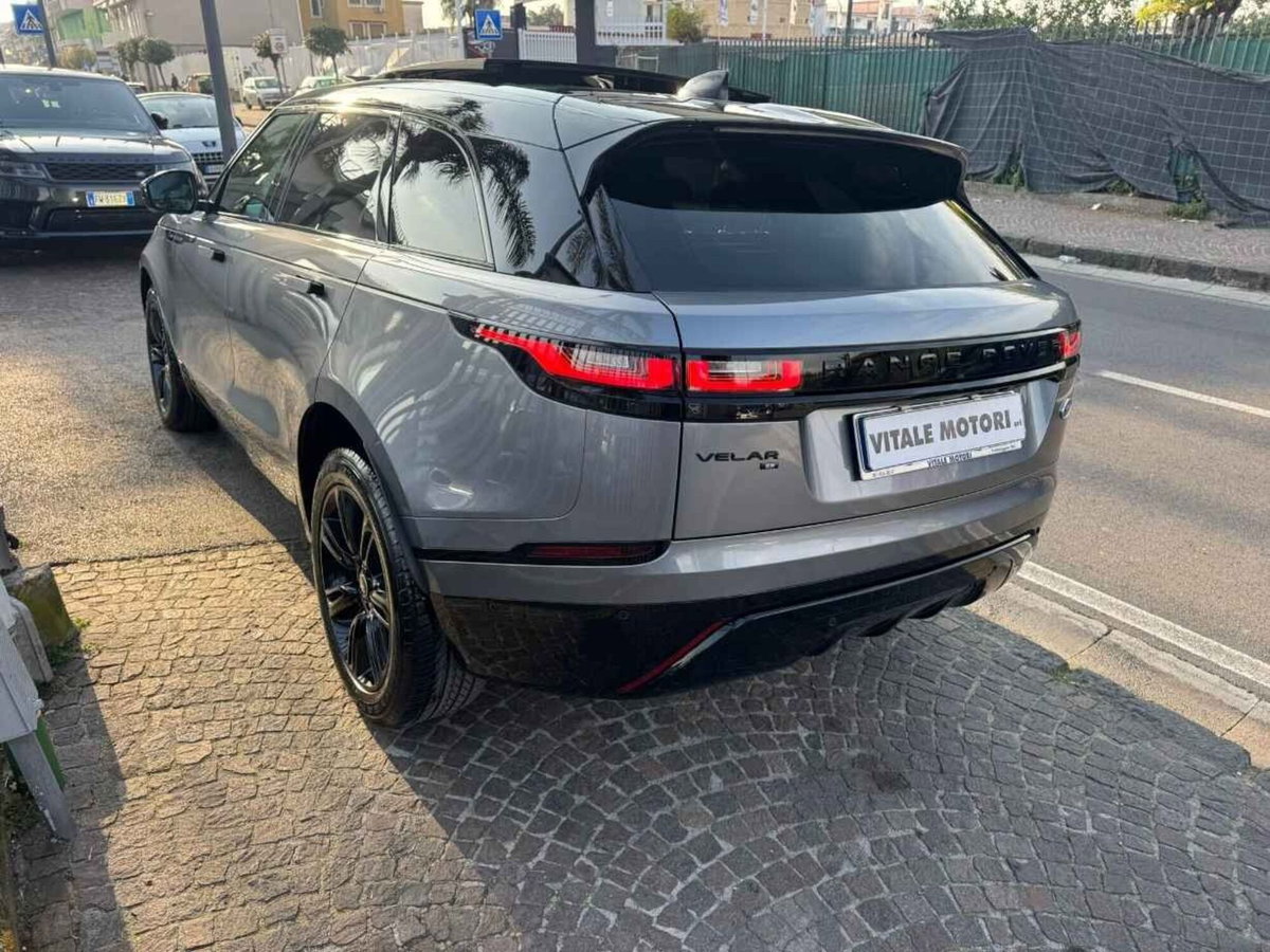 Land Rover Range Rover Velar 2.0D I4 204 CV R-Dynamic HSE (9)