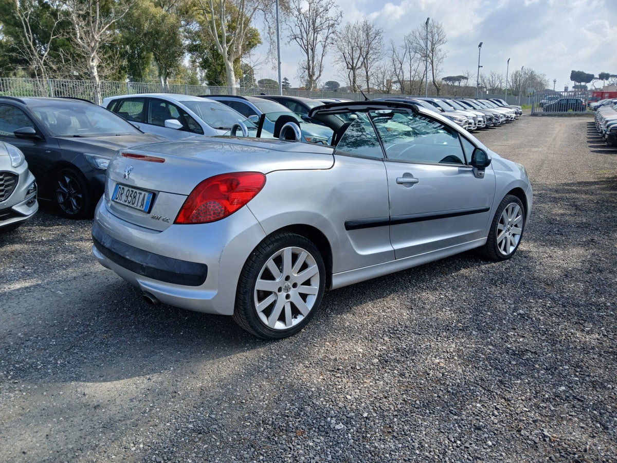 Peugeot 207 Cabrio VTi 120CV CC aut. Féline (5)