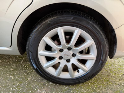 Opel Zafira 1.9 16V CDTI 150CV aut. Cosmo (8)
