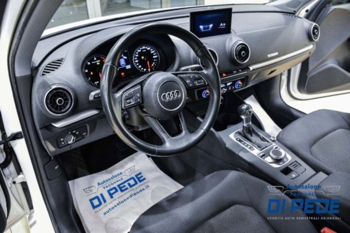Audi A3 Sportback 35 TDI S tronic Business (17)