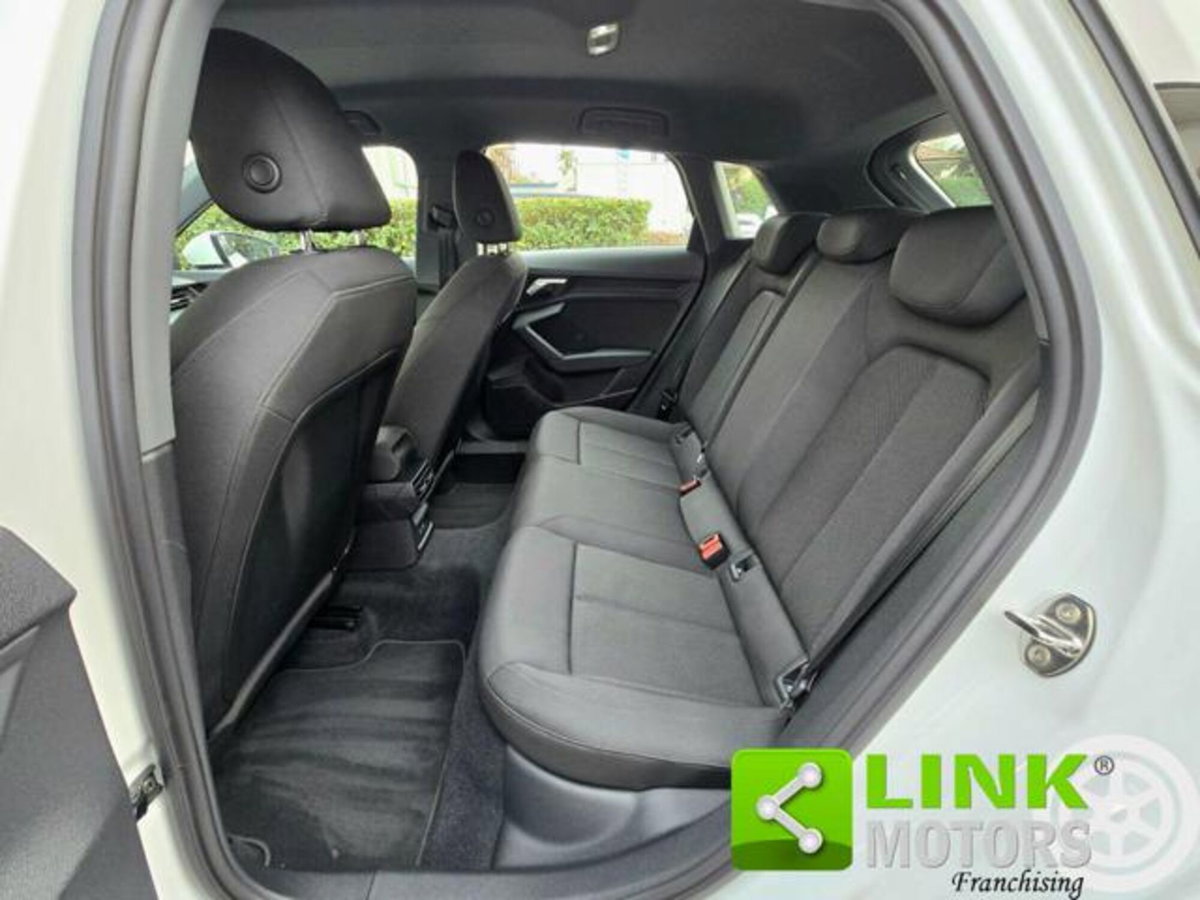 Audi A3 Sportback 40 TFSI e S tronic Business Advanced (11)