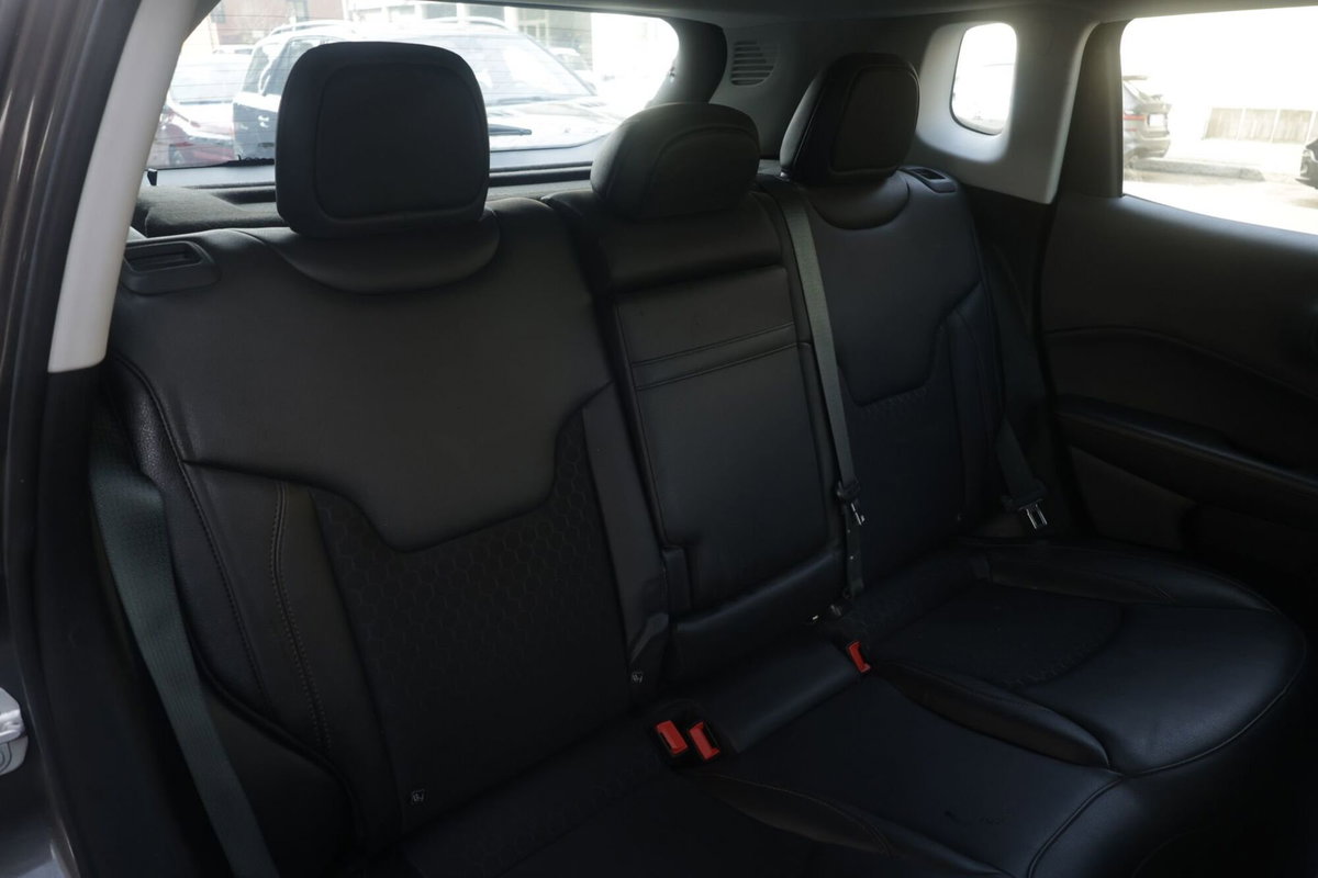 Jeep Compass 1.3 T4 190CV PHEV AT6 4xe Limited (14)