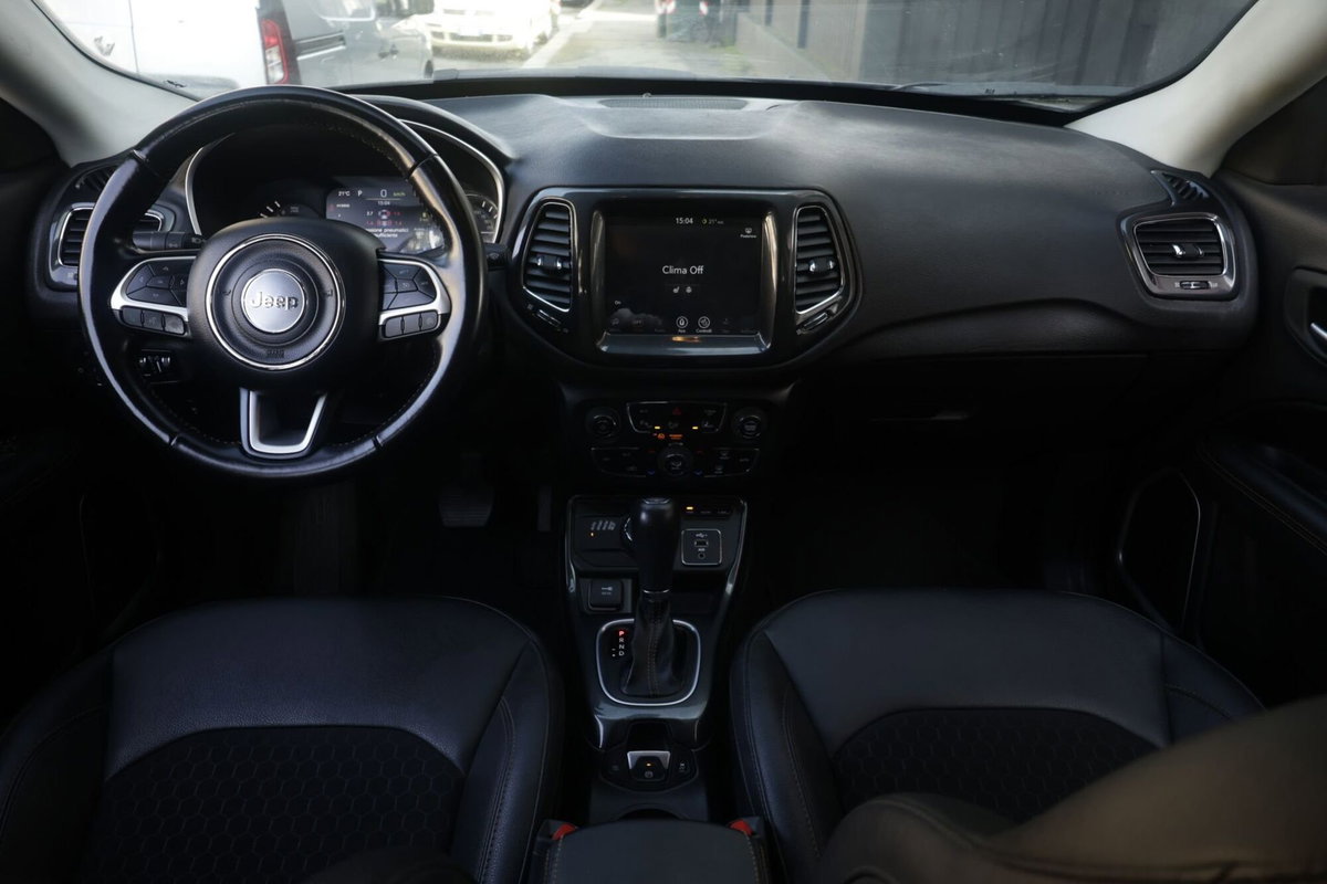 Jeep Compass 1.3 T4 190CV PHEV AT6 4xe Limited (2)