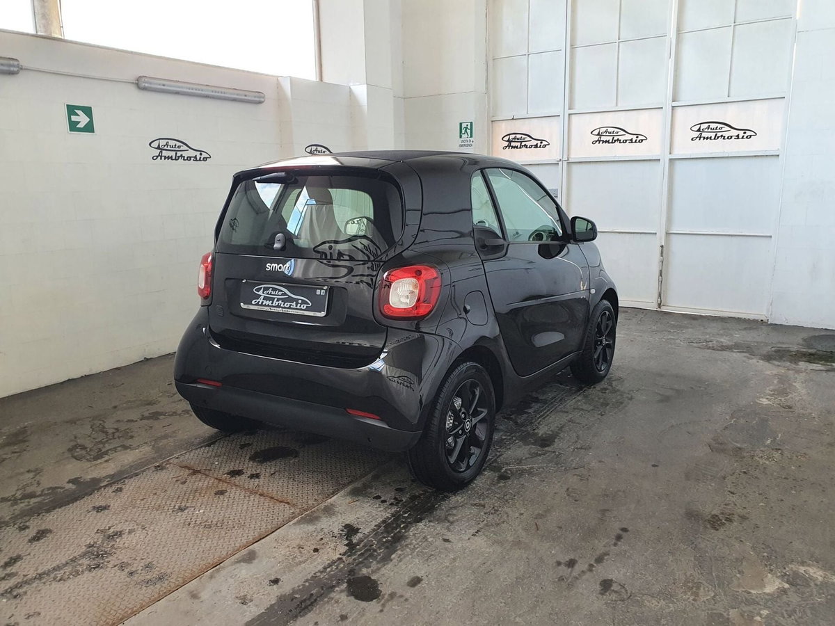 smart Fortwo EQ Passion Nightsky (4)