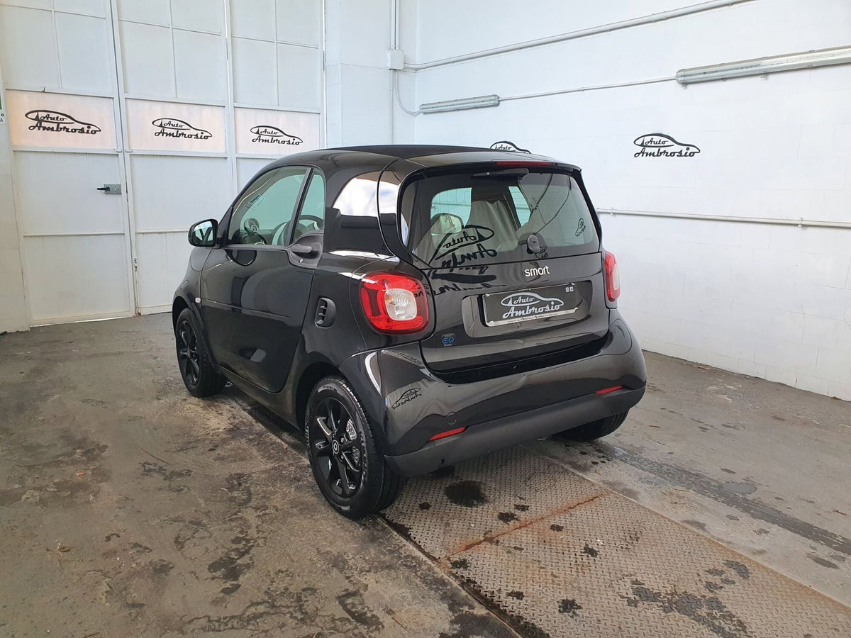 smart Fortwo EQ Passion Nightsky (6)