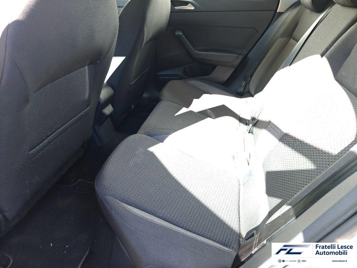 Volkswagen Taigo 1.0 tsi Life 95cv (11)