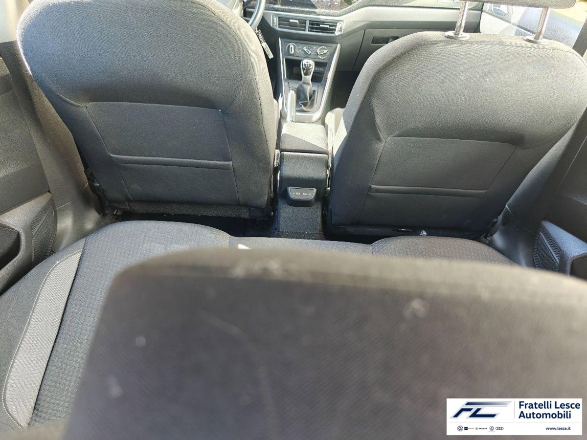 Volkswagen Taigo 1.0 tsi Life 95cv (8)