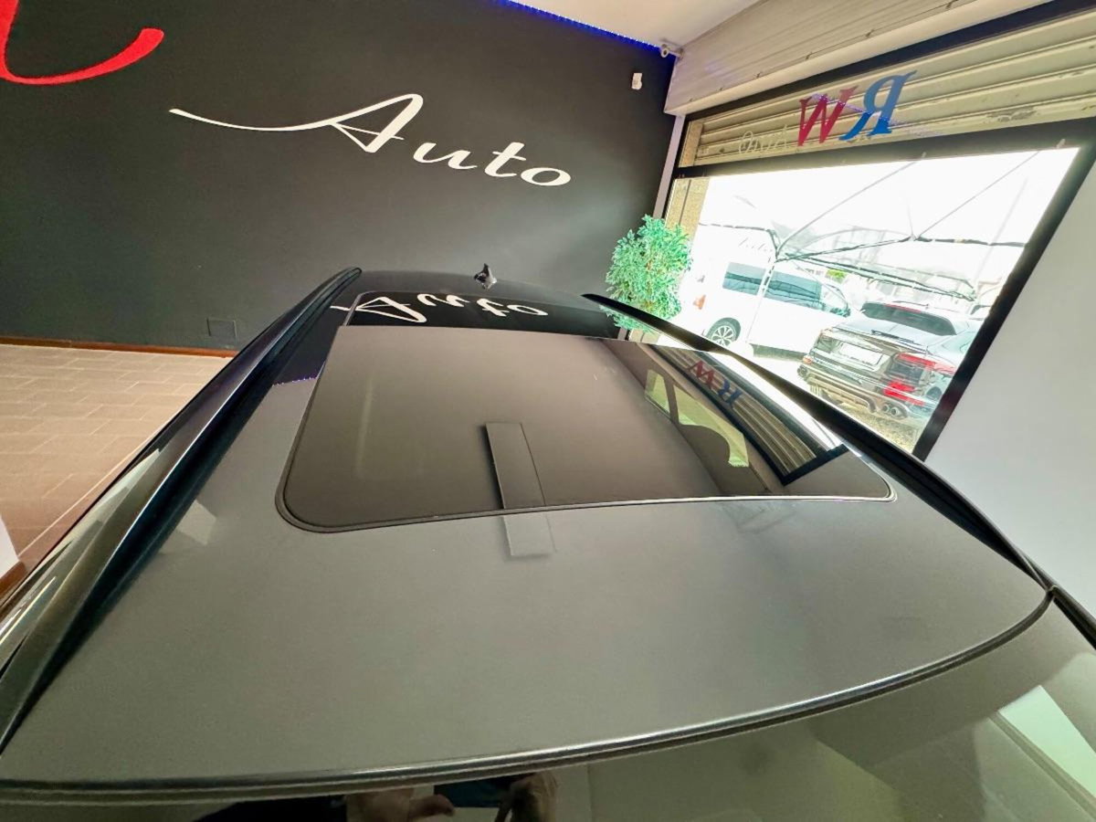 BMW Serie 3 Touring 320d  Msport (13)
