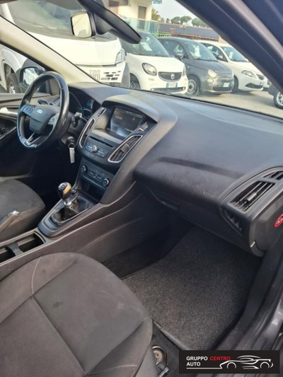 Ford Focus Station Wagon 1.5 TDCi 120 CV Start&Stop SW Titanium (19)