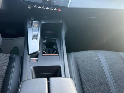 Peugeot 308 PureTech Turbo 130 S&S EAT8 Allure (13)