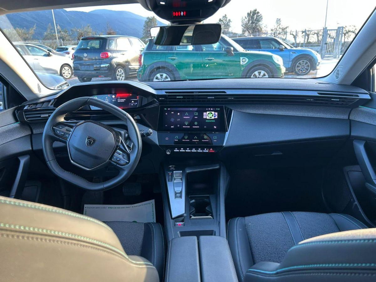 Peugeot 308 PureTech Turbo 130 S&S EAT8 Allure (7)