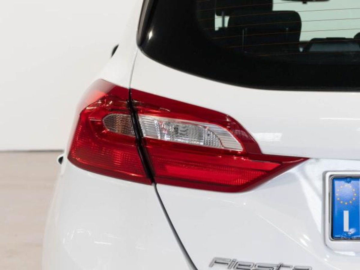 Ford Fiesta Active 1.5 TDCi (9)