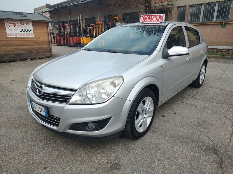 Opel Astra 1.6 115CV 5 porte Cosmo
