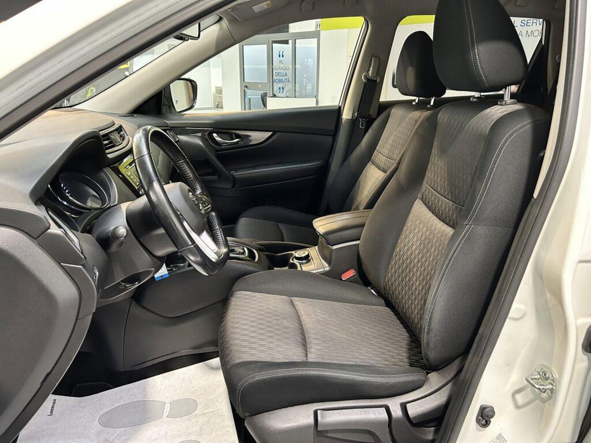 Nissan X-Trail dCi 150 4WD X-Tronic Business (7)