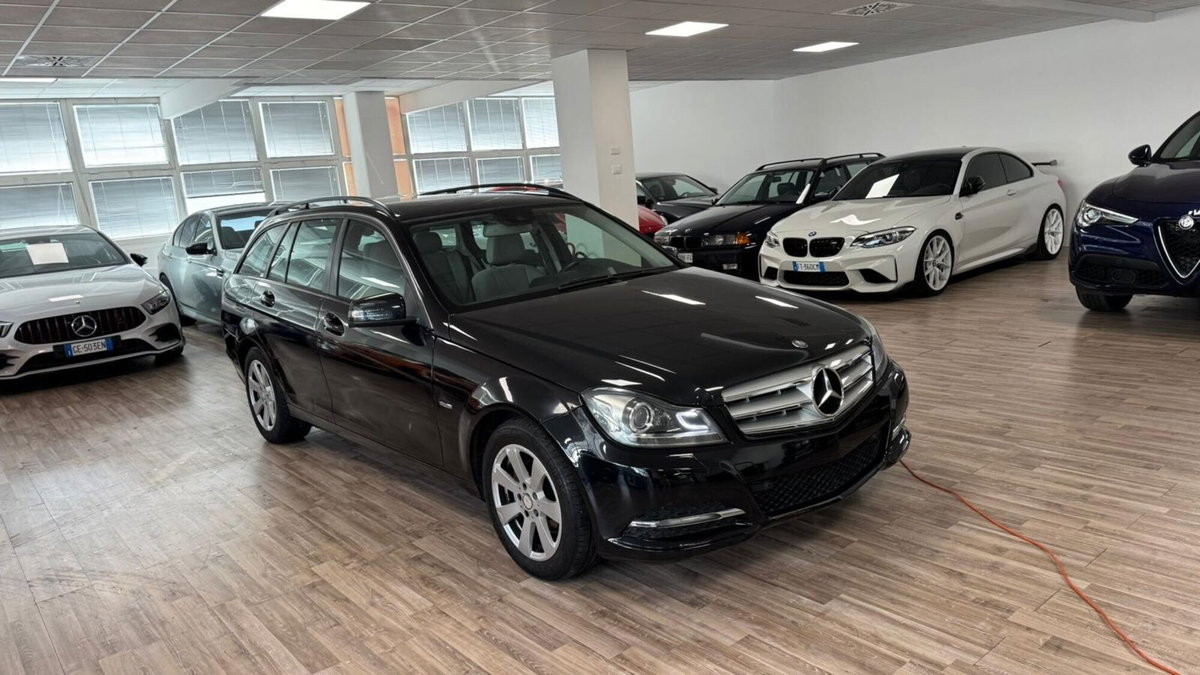 Mercedes-Benz Classe C Station Wagon 220 CDI BlueEFFICIENCY Executive (3)