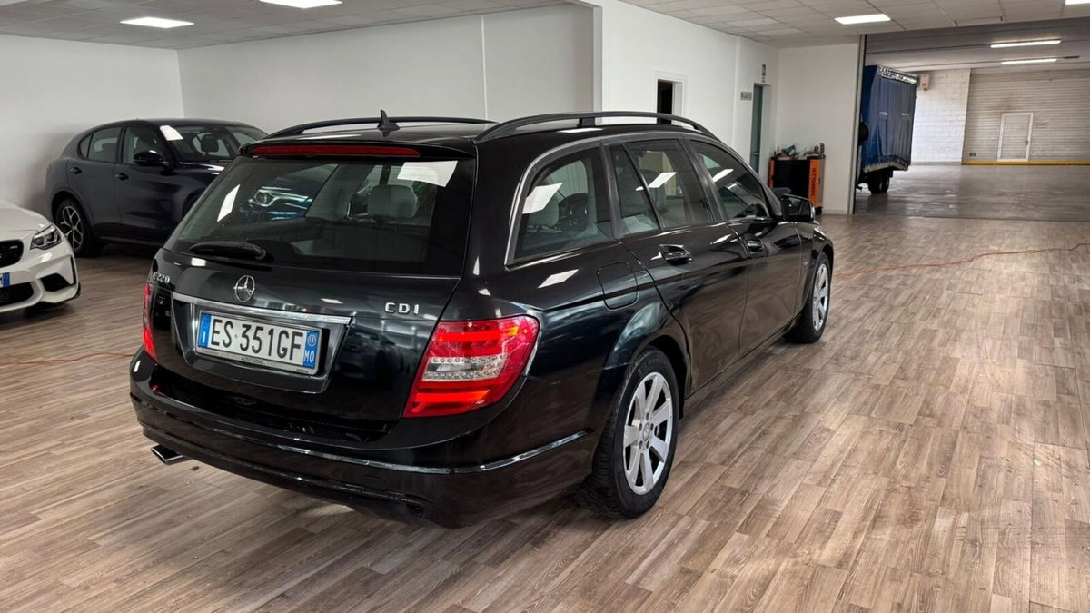 Mercedes-Benz Classe C Station Wagon 220 CDI BlueEFFICIENCY Executive (7)
