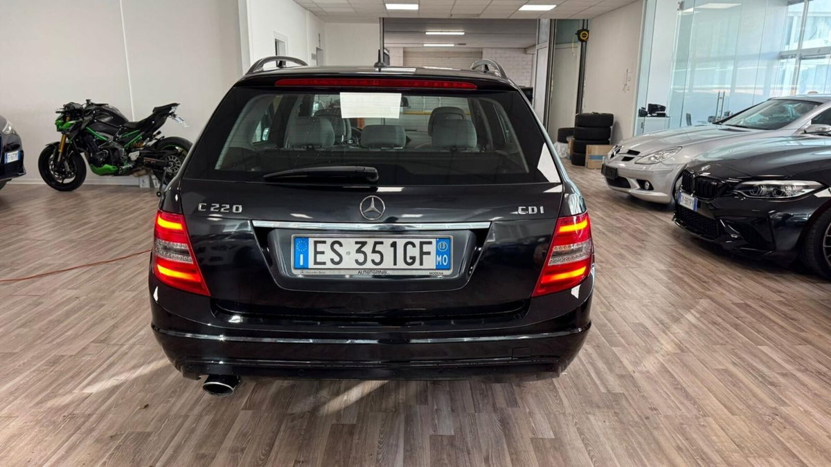 Mercedes-Benz Classe C Station Wagon 220 CDI BlueEFFICIENCY Executive (8)