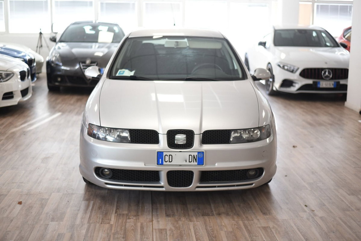 SEAT Leon T 20V cat FR (2)