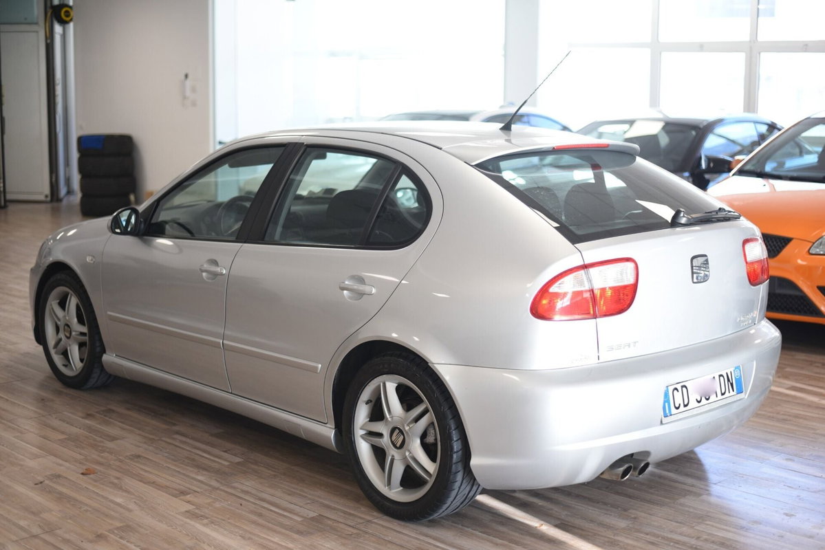 SEAT Leon T 20V cat FR (4)