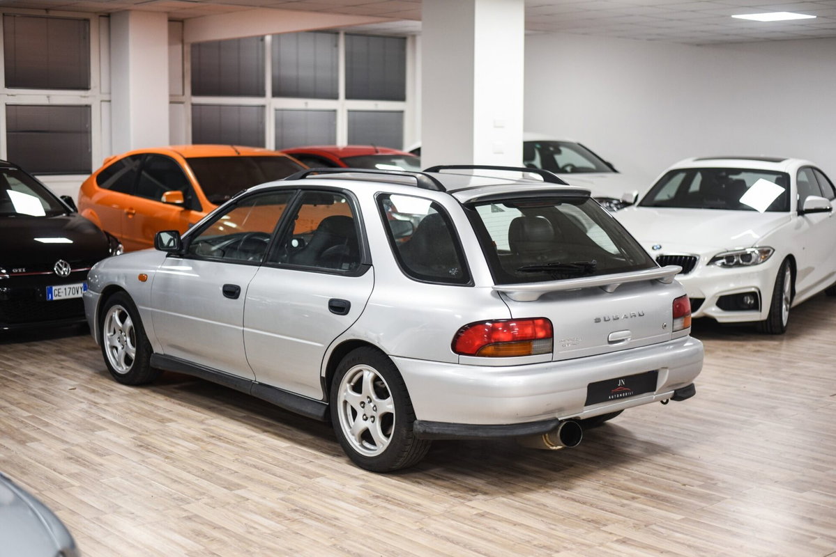Subaru Impreza Station Wagon 2.0i T 16V cat Compact 4WD (4)
