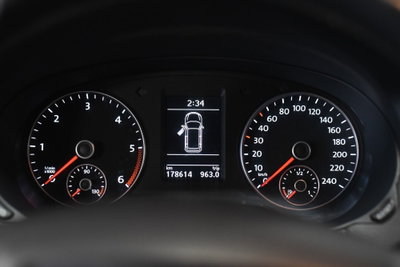 SEAT Alhambra 2.0 TDI CR DPF 4 Kids (13)