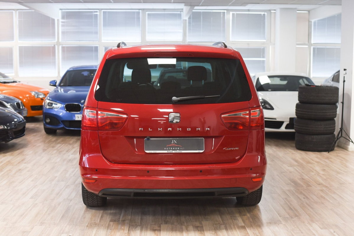 SEAT Alhambra 2.0 TDI CR DPF 4 Kids (5)