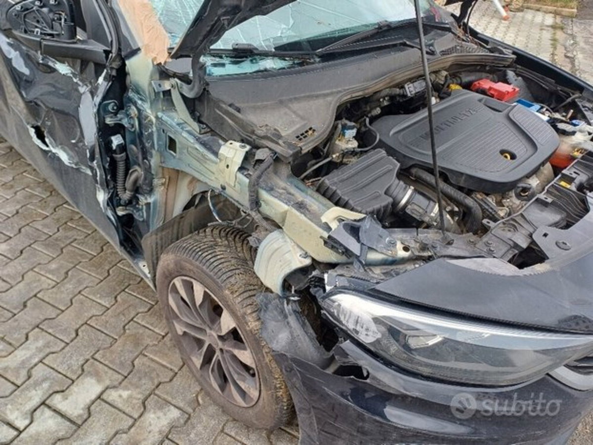Fiat Tipo Station Wagon Tipo 1.6 Mjt S&S DCT SW S-Design (12)