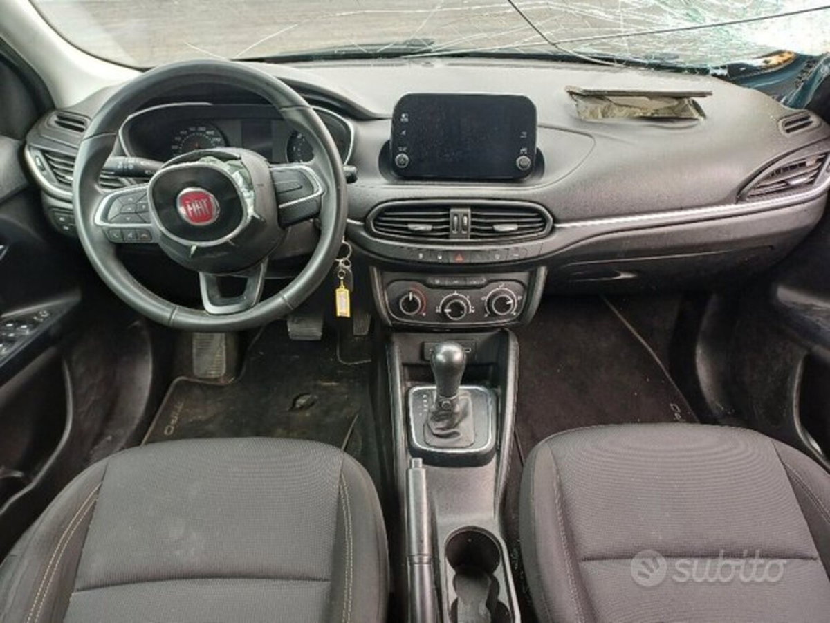 Fiat Tipo Station Wagon Tipo 1.6 Mjt S&S DCT SW S-Design (14)