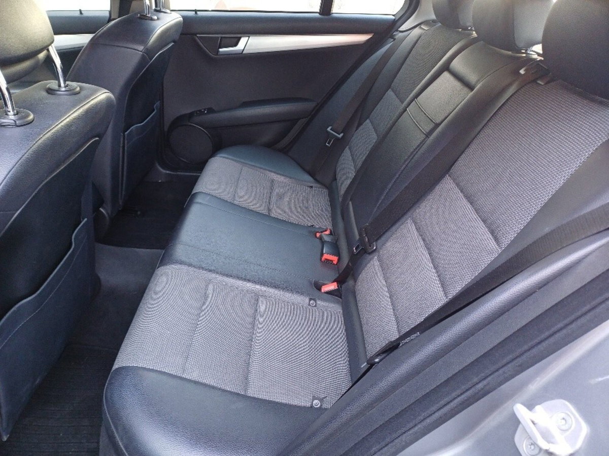 Mercedes-Benz Classe C Station Wagon 220 CDI Avantgarde (14)