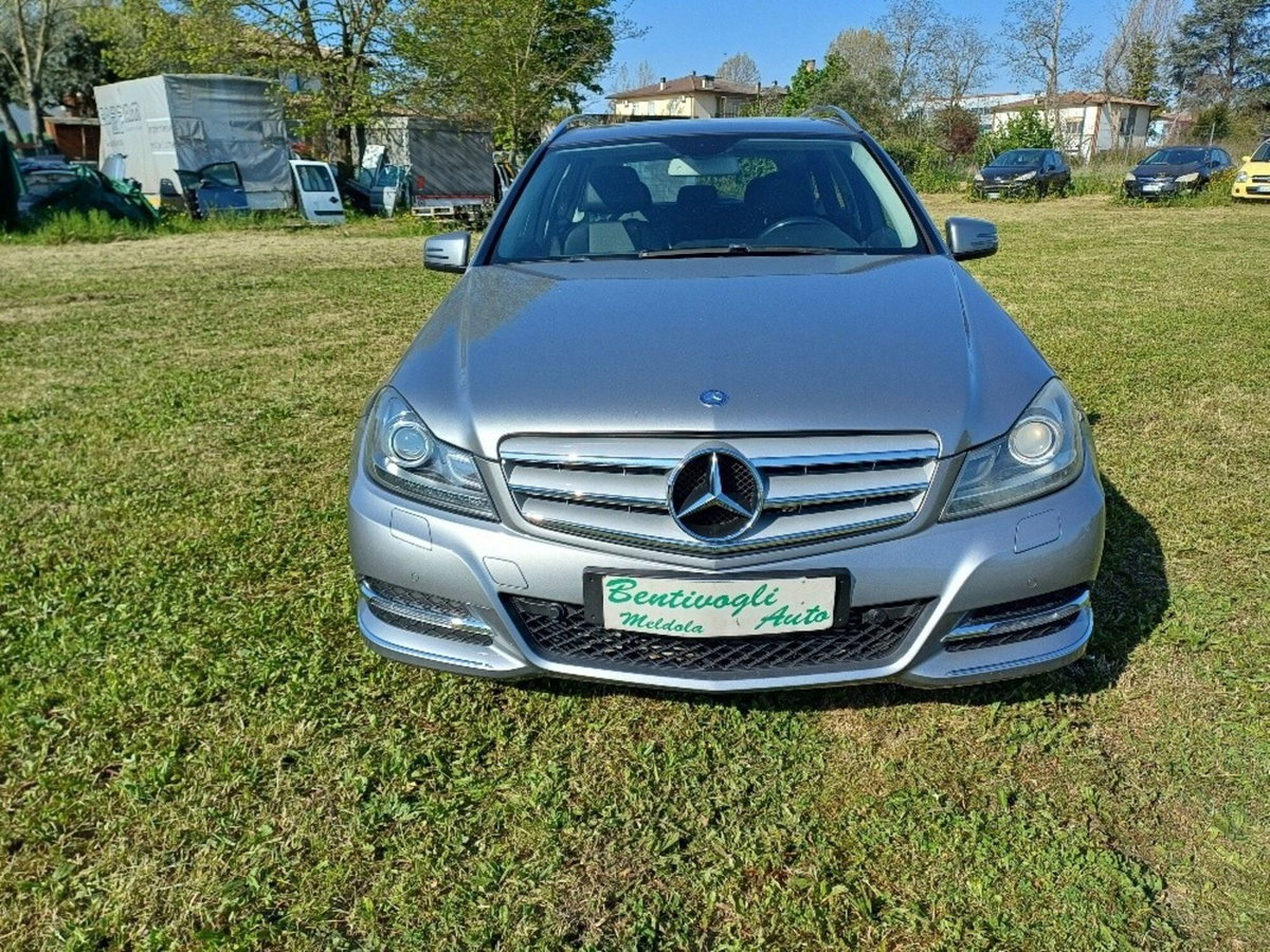 Mercedes-Benz Classe C Station Wagon 220 CDI Avantgarde (4)