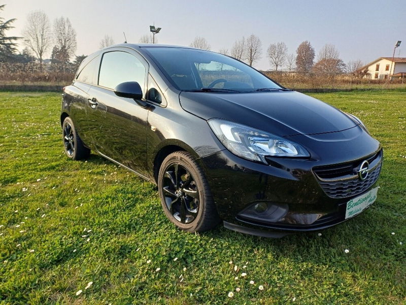 Opel Corsa Coupé 1.4 90CV GPL Tech b-Color