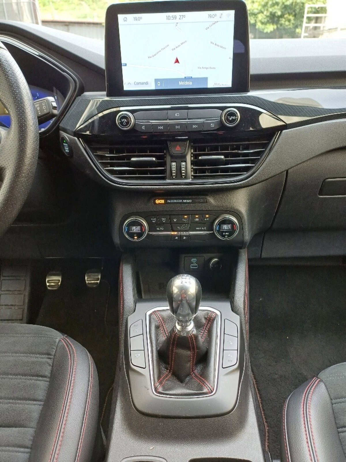 Ford Kuga 1.5 ecoboost ST-Line X 2wd 150cv (10)